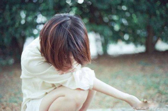 b型血女人的性格特点 B型血女生性格解析