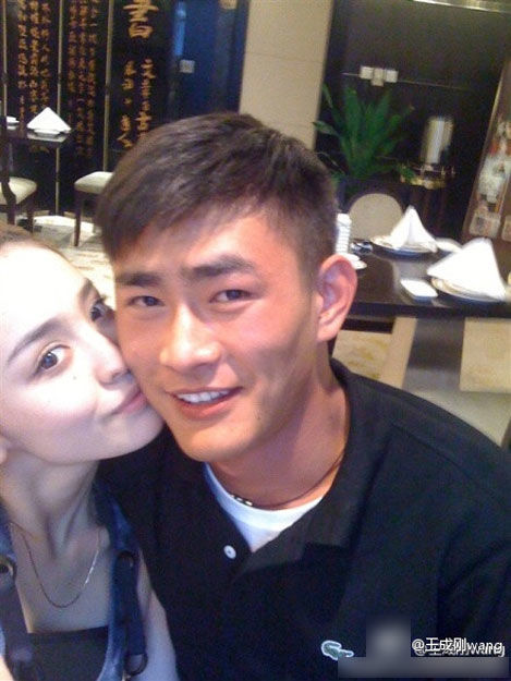 吴京说得对！ 出生在美国的古力娜扎最终成了“笑话”
