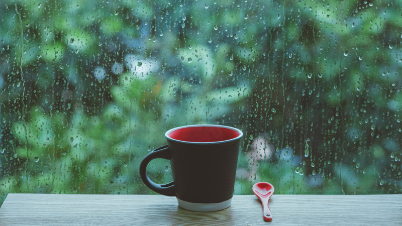 大雨预示梦见女人倾盆而入_大雨预示梦见女人倾盆什么意思_女人梦见倾盆大雨预示着什么