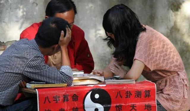 男生女相怎么看_从女人面相看生男孩女孩_看面相生男生女