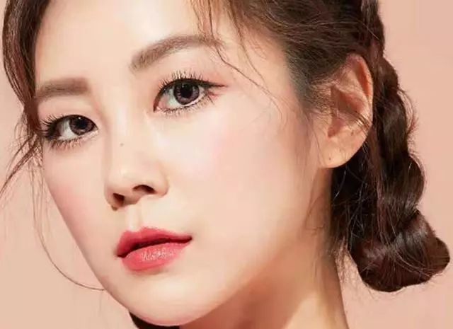 面相大全女人相术图解_面相学女人面相_相术大全女人面相