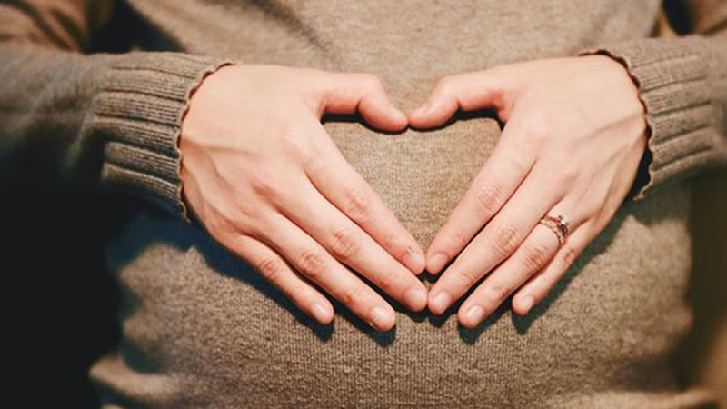 预兆怀孕梦见女人朋友好吗_孕妇梦见女性朋友是什么意思_女人梦见好朋友怀孕什么预兆