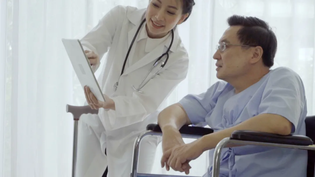 梦见胎死腹中预示什么_孕晚期梦见胎儿胎死腹中_梦中胎死腹中