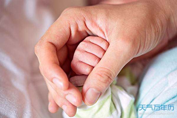 征兆蛇鱼梦见是什么意思_梦见鱼和蛇是什么征兆_征兆蛇鱼梦见是胎梦吗
