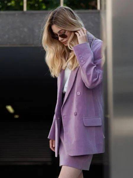 衣服的颜色代表一个人的性格_看穿衣颜色能看出一个人性格_衣服颜色看性格