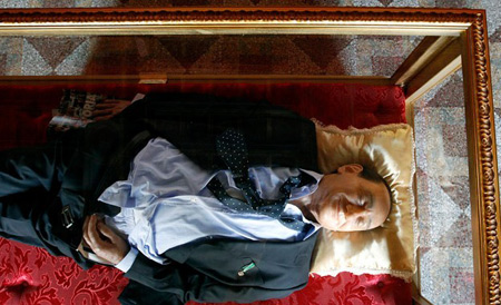 梦见去世的父亲哭_梦见死去的父亲哭了可好_梦见死去父亲我哭了