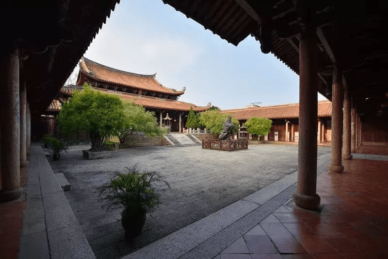 杭州临平算命最准的师傅_杭州临平哪里有算卦的_临平算命