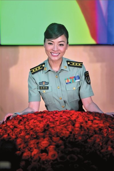 陈思思长相_歌唱家陈思思面相_歌手陈思思面相