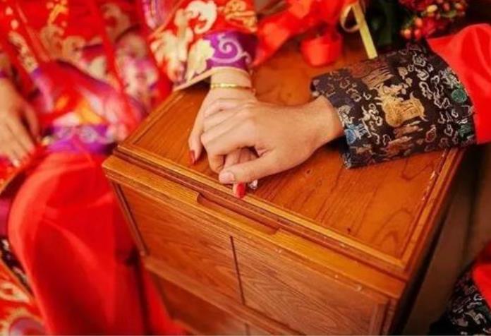 从八字看姻缘运势走势,婚后夫妻感情变化趋势 从八字看姻缘运势走势,婚后夫妻感情变化趋势