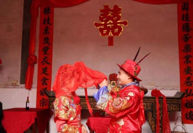 婚姻中太过被动,容易被妻子欺负的八字男命 婚姻中太过被动,容易被妻子欺负的八字男命