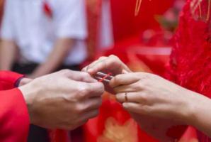 从四柱看姻缘，哪些八字的女人婚姻幸福