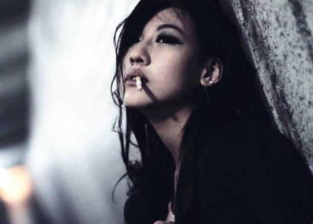 周易算命看女人八字之中有华盖好不好 周易算命看女人八字之中有华盖好不好